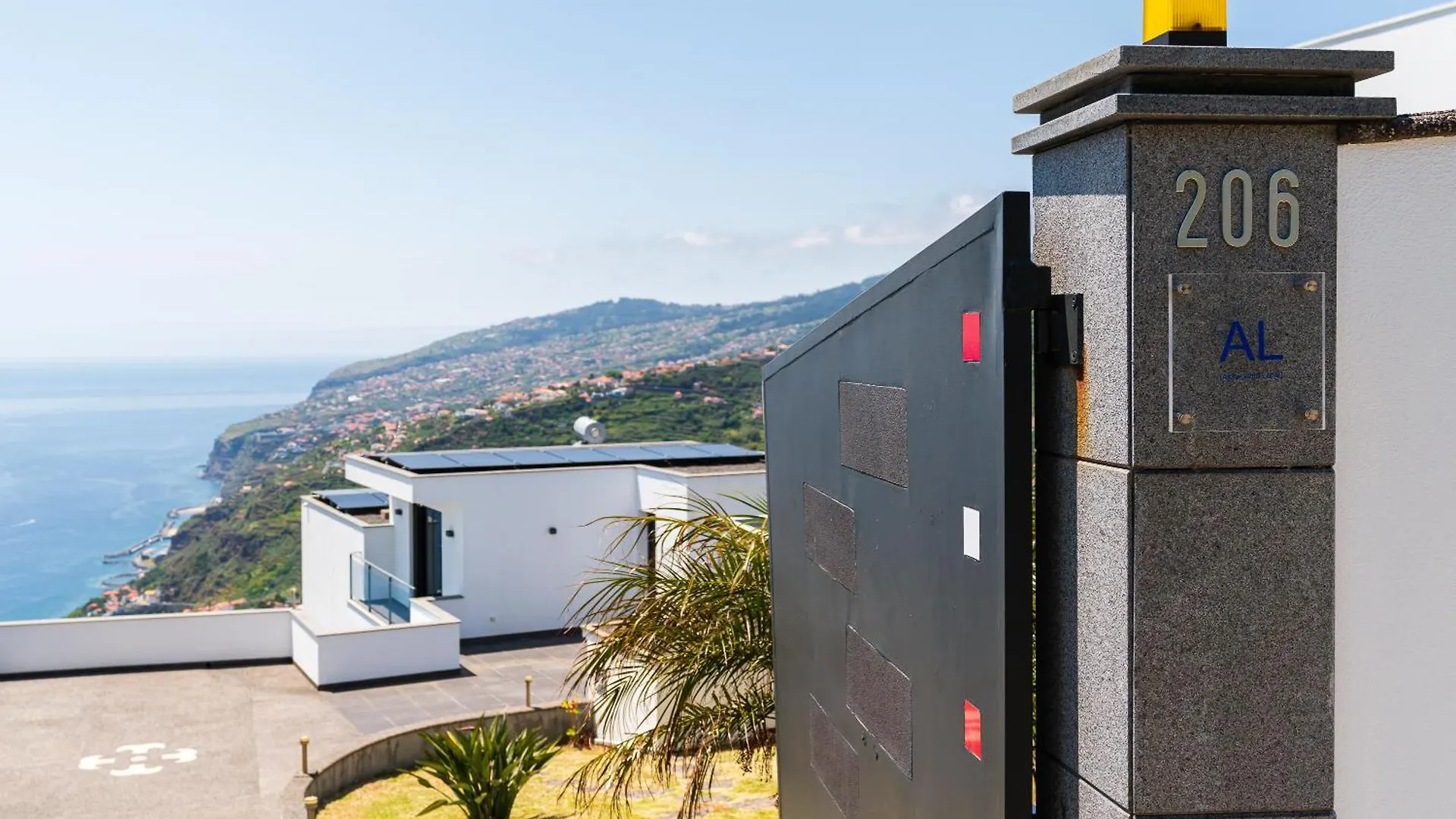 Valley View-Villa With Heated Pool And Sauna Arco da Calheta  Arco da Calheta (Madeira)
