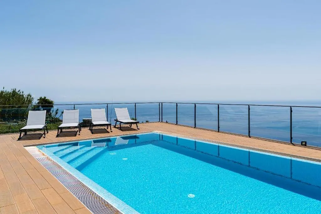 Valley View-Villa With Heated Pool And Sauna Arco da Calheta  Villa Arco da Calheta (Madeira)